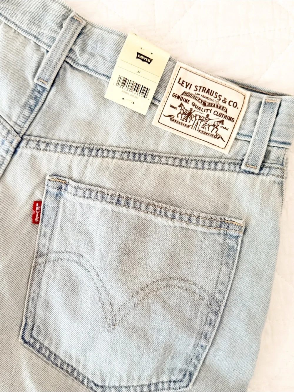 NEW Levi's Light Blue High Baggy Denim Shorts 31 NWT